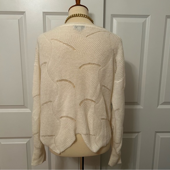 FATE Off White Scalloped Hem Sweater - Picture 4 of 4